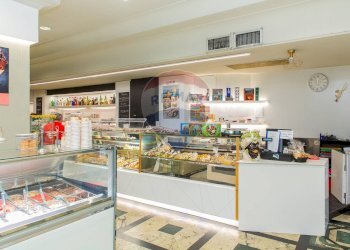 Camera / camera da letto - Cafeteria - Cold Bar Viale Vittorio Veneto
 
35, Catania - photo 11