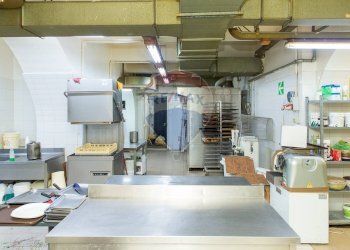 Cucina - Cafeteria - Cold Bar Viale Vittorio Veneto
 
35, Catania - photo 20