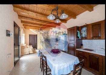 Sala da pranzo - Villa cda san nicolò le canne
 
snc, Caltagirone - foto 4