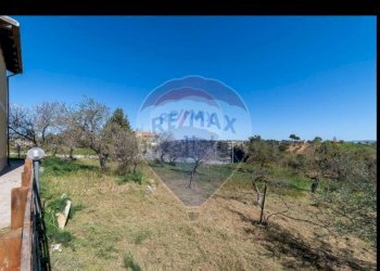 Vista delle montagne - Villa cda san nicolò le canne
 
snc, Caltagirone - foto 7