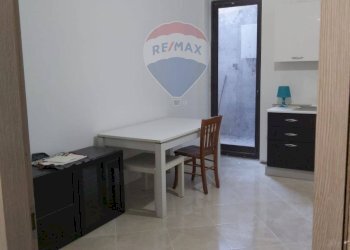 Sala da pranzo - Casa indipendente via Portiere
 
27, Valverde - foto 6