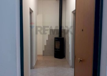 Hall / corridoio - Casa indipendente via Portiere
 
27, Valverde - foto 17