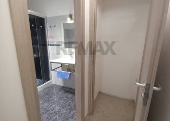 Hall / corridoio - Casa indipendente via Portiere
 
27, Valverde - foto 19