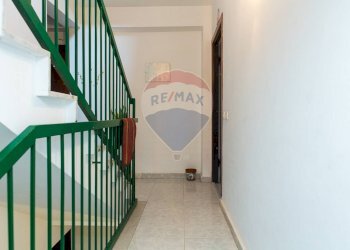 Scale - Bilocale via dottor carbone
 
27, Mascali - foto 6