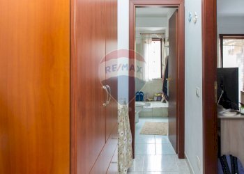 Hall / corridoio - Bilocale via dottor carbone
 
27, Mascali - foto 11