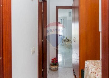 Hall / corridoio - Bilocale via dottor carbone
 
27, Mascali - foto 13