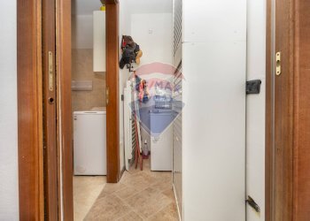 Hall / corridoio - Villa a Schiera via Cambrembolo
 
19, Valleve - foto 10