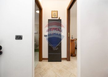 Hall / corridoio - Villa a Schiera via Cambrembolo
 
19, Valleve - foto 15