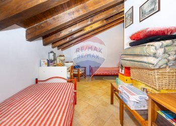 Camera / camera da letto - Villa a Schiera via Cambrembolo
 
19, Valleve - foto 26