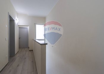 Hall / corridoio - Villa Triuggio - foto 27