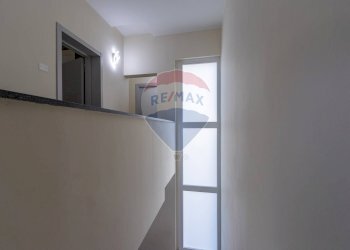 Hall / corridoio - Villa Triuggio - foto 28