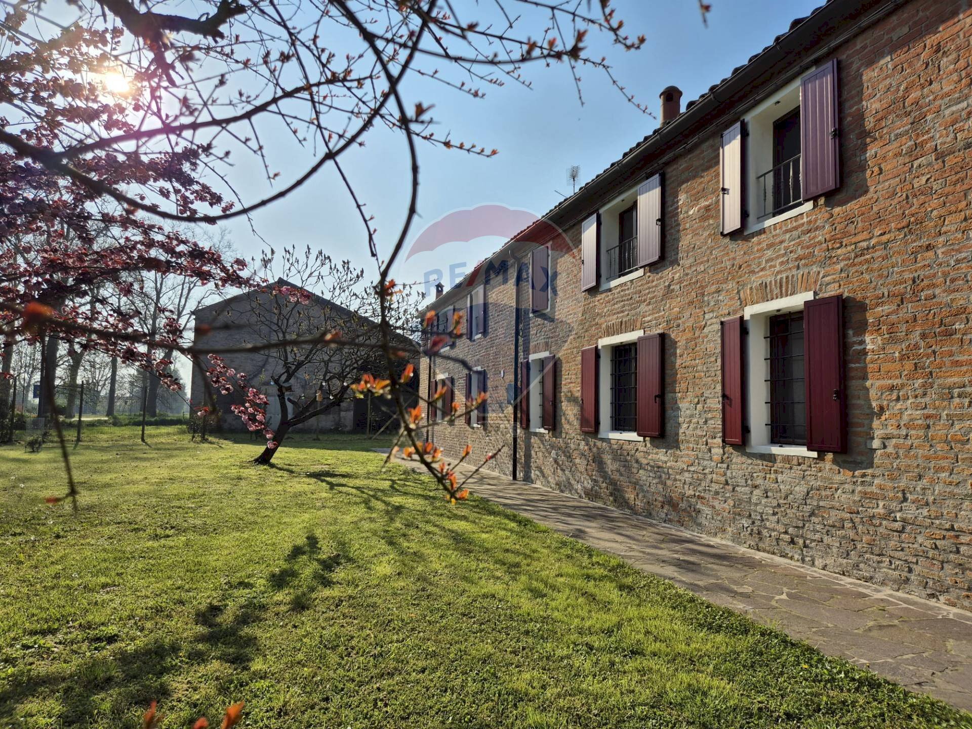 Casa all\'aperto - Commercial Activity Via Ferrara
307, Masi Torello - photo 2