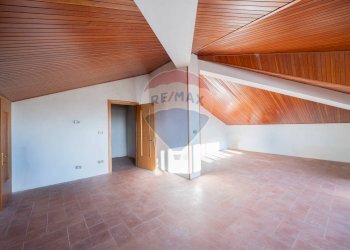 Stanza vuota - Villa Via Martin Luther King
 
26, Luzzara - foto 34