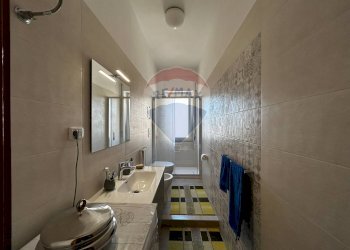 Bagno - Appartamento Via Gorizia
 
12, Vieste - foto 16