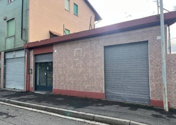 Foto 1 - Locale Commerciale via Della Pronda
 
120, Grugliasco - foto 1