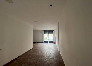 Foto 2 - Locale Commerciale via Della Pronda
 
120, Grugliasco - foto 2