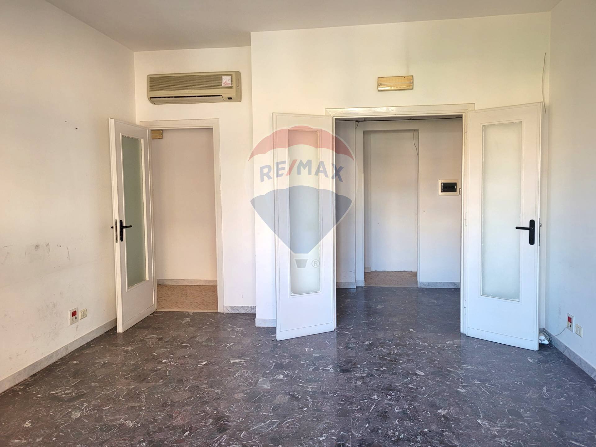 Stanza vuota - Office Via Anco Marzio, Fiumicino - photo 3