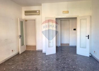 Stanza vuota - Office Via Anco Marzio, Fiumicino - photo 3