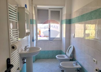 Bagno - Office Via Anco Marzio, Fiumicino - photo 10