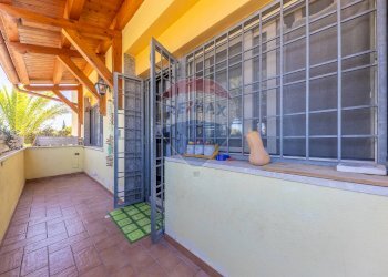 Balcone - Villa Via Sante Tani, Fiumicino - photo 52