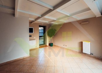 Foto 1 - Negozio VIA PRINCIPALE
25, Liscate - foto 1