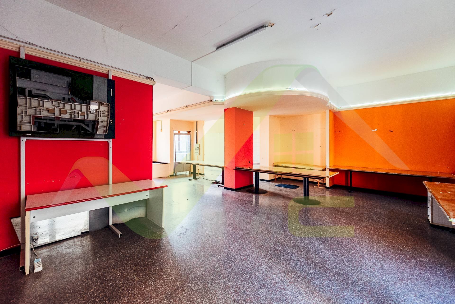 Foto 3 - Negozio VIA S. AMBROGIO
 
3, Melzo - foto 3