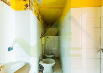 Foto 19 - Negozio VIA S. AMBROGIO
 
3, Melzo - foto 19