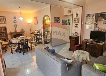 Sala da pranzo - Semi-detached house Via Procusi
 
61, Solopaca - photo 5