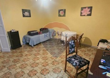 Camera da letto 1° Piano - Semi-detached house Via Procusi
 
61, Solopaca - photo 23