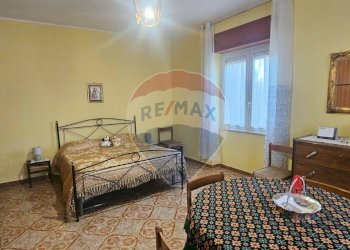 Camera / camera da letto - Semi-detached house Via Procusi
 
61, Solopaca - photo 32