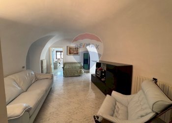 Soggiorno - Appartamento via Carlo Alberto
 
1, Fragneto Monforte - foto 3