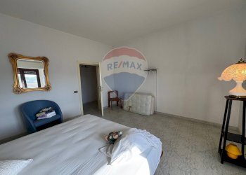 Camera / camera da letto - Appartamento via Carlo Alberto
 
1, Fragneto Monforte - foto 15