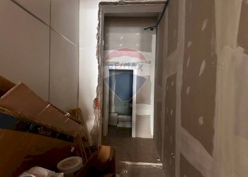 Bagno - Locale Commerciale via Torre della Catena
 
136, Benevento - foto 4