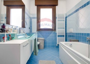 Bagno - Trilocale via Merano
 
16, Busto Arsizio - foto 15