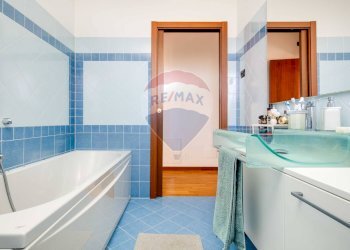 Bagno - Trilocale via Merano
 
16, Busto Arsizio - foto 16