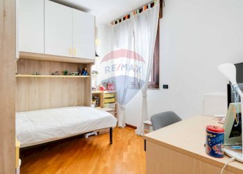 Camera / camera da letto - Trilocale via Merano
 
16, Busto Arsizio - foto 18