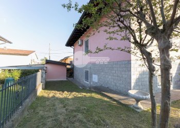 Foto 69 - Villa Via Italia
 
41, Leno - foto 69