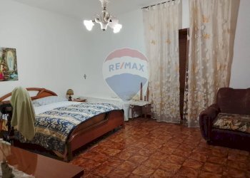 Camera / camera da letto - Independent house Sessa Aurunca - photo 15