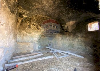 Scale - Rustic Strada comunale di Grotte Palombo
 
1, Rocchetta a Volturno - photo 8