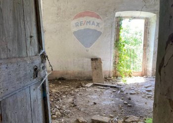 Stanza vuota - Rustic Strada comunale di Grotte Palombo
 
1, Rocchetta a Volturno - photo 27