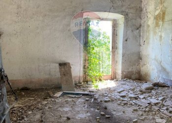 Stanza vuota - Rustic Strada comunale di Grotte Palombo
 
1, Rocchetta a Volturno - photo 28