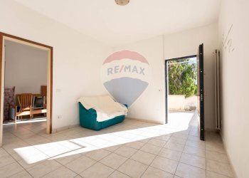 Stanza vuota - Trilocale VIA PIER FRANCESCO MOIA
 
87, Brugherio - foto 3