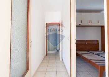 Hall / corridoio - Trilocale VIA PIER FRANCESCO MOIA
 
87, Brugherio - foto 14