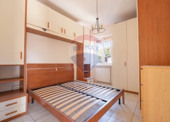 Camera / camera da letto - Trilocale VIA PIER FRANCESCO MOIA
 
87, Brugherio - foto 15