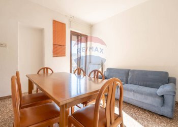 Sala da pranzo - Bilocale VIA PIER FRANCESCO MOIA
 
87, Brugherio - foto 4