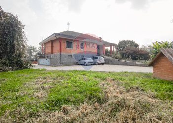 Casa all\'aperto - Villa via Baudenile
 
65, Leini - foto 1