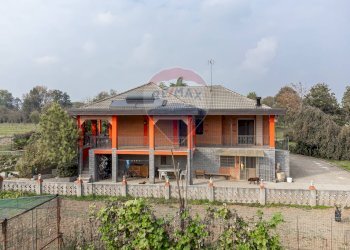 Casa all\'aperto - Villa via Baudenile
 
65, Leini - foto 2