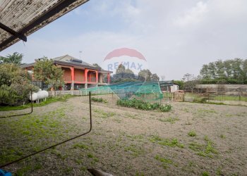 Giardino - Villa via Baudenile
 
65, Leini - foto 5