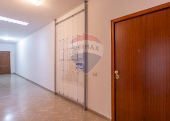 Hall / corridoio - Bilocale via Avezzano
 
44, Chieti - foto 13