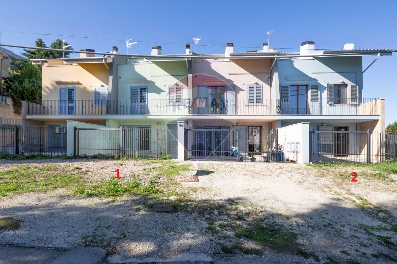 Casa all\'aperto - Villa a Schiera Via Luigi Renzetti
 
snc, Chieti - foto 3